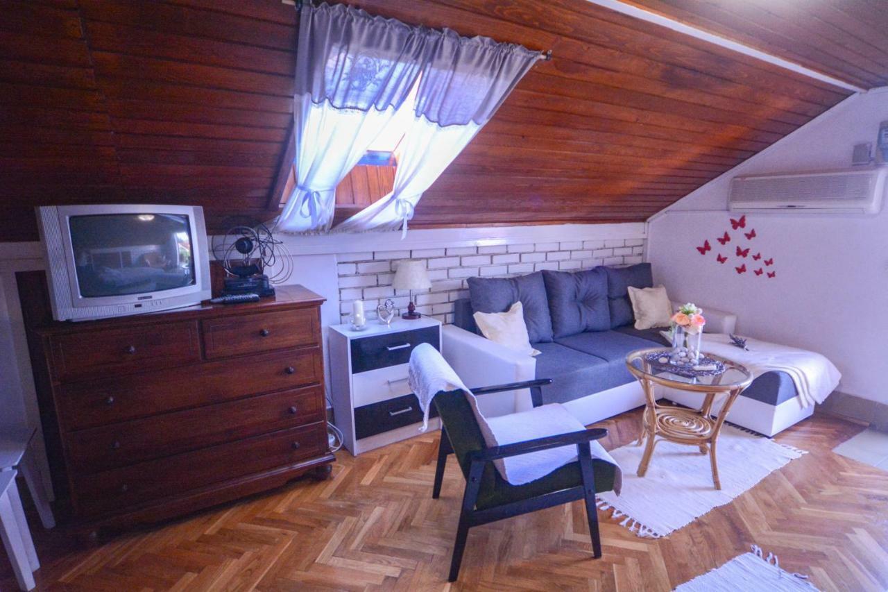 Apartments Vendi シベニク エクステリア 写真