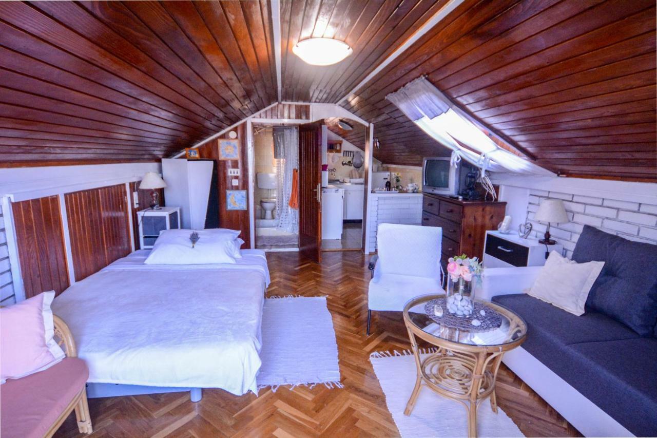 Apartments Vendi シベニク エクステリア 写真
